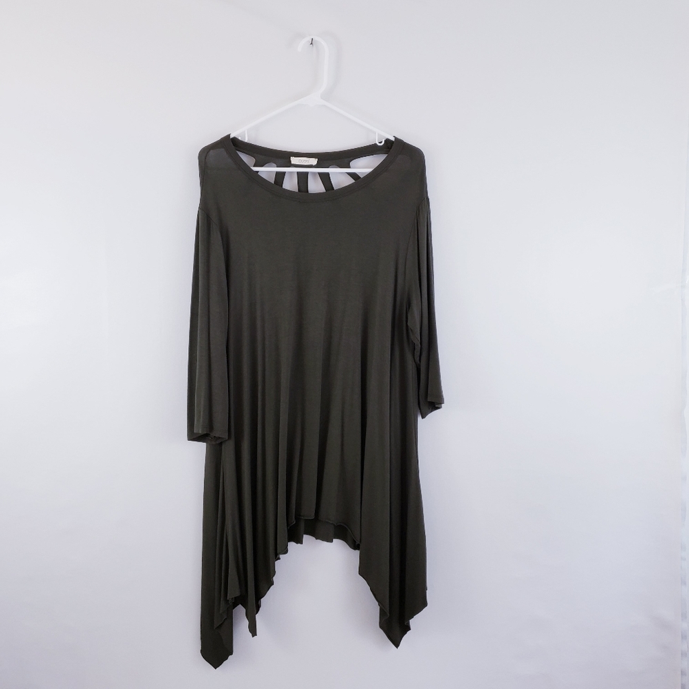 Oddy Green Cut Out Back Shark Bite Tunic